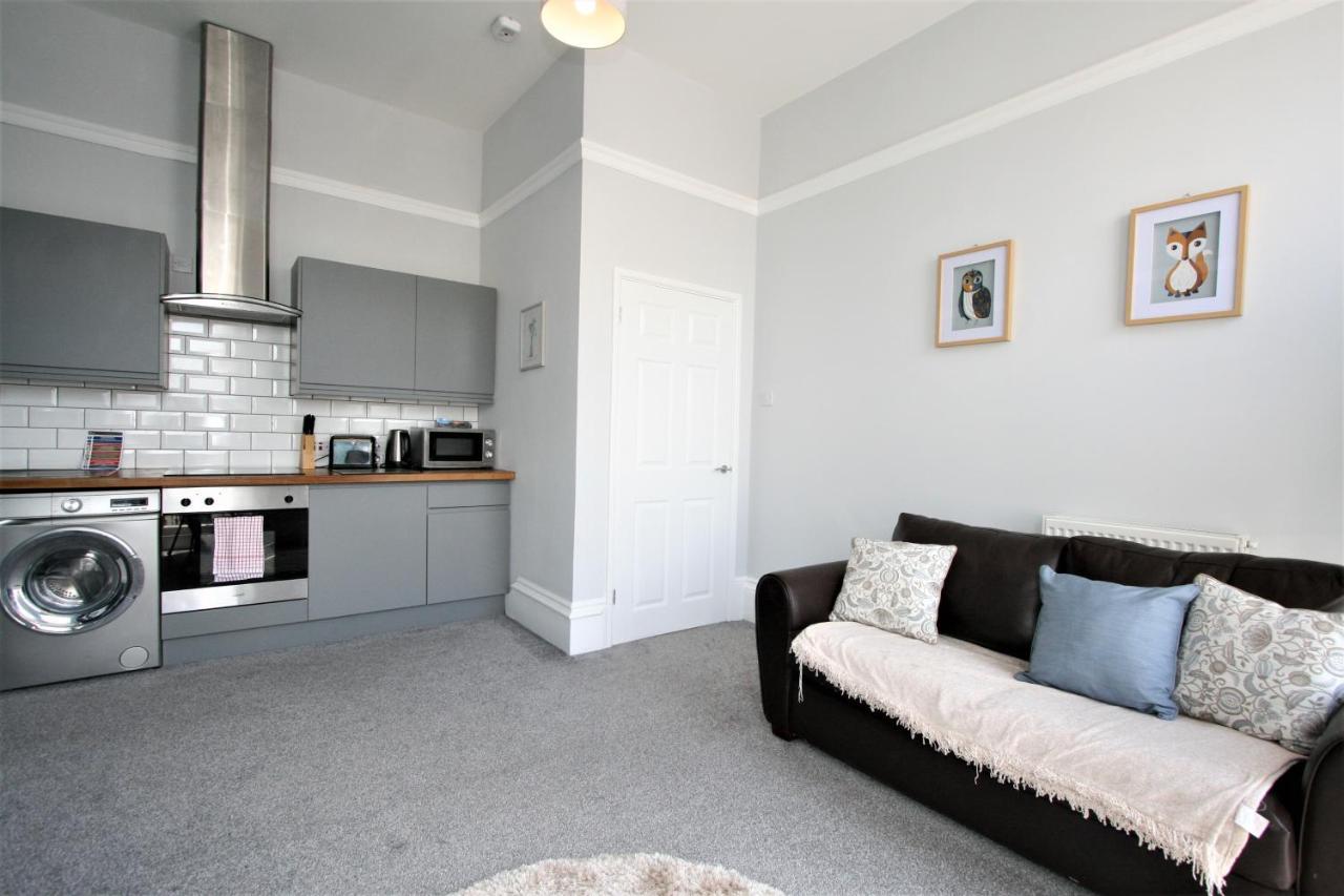 Albion Street Serviced Apartments Челтнъм Екстериор снимка